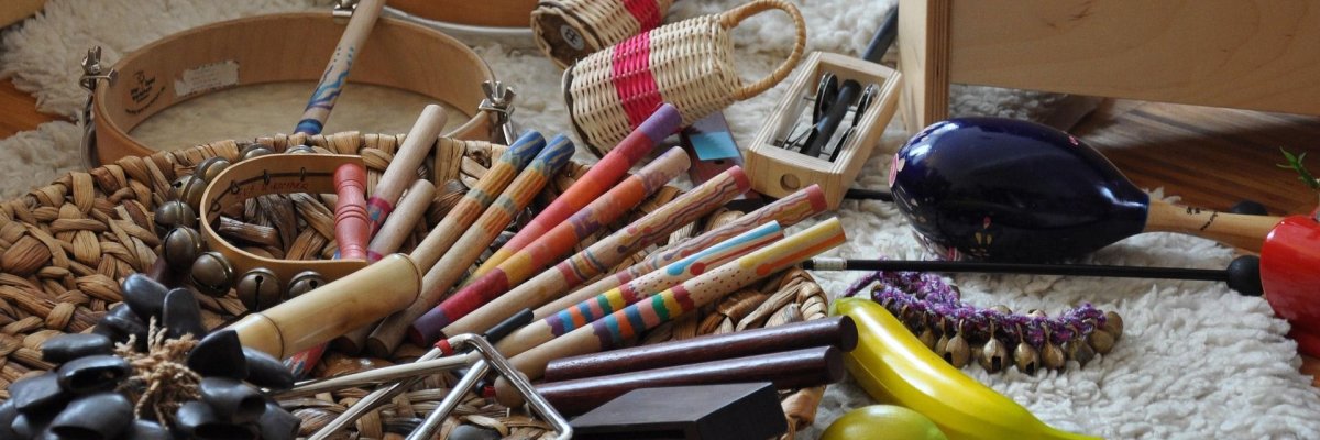 Instrumente der Elementaren Musikpädagogik