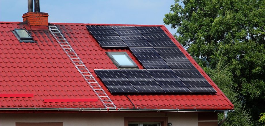 Dach mit Solar Dach mit Solar