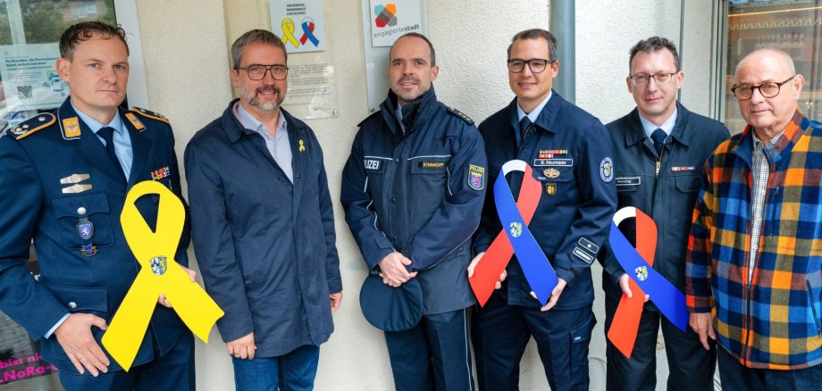 Enthüllung der Solidaritäts-Tafel