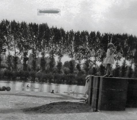 Mädchen mit Zeppelin