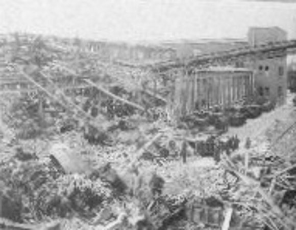 Zerstörungen nach Bombenangriffen 1944