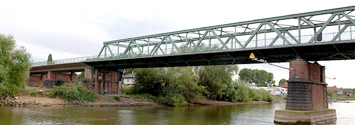 Neue Wasserleitung unter dem Main