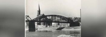 Die Straßenbrücke über den Main