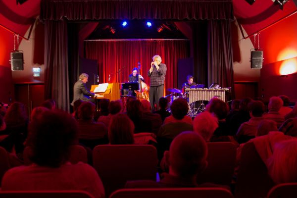 Kino "Burg-Lichtspiele" in Gustavsburg